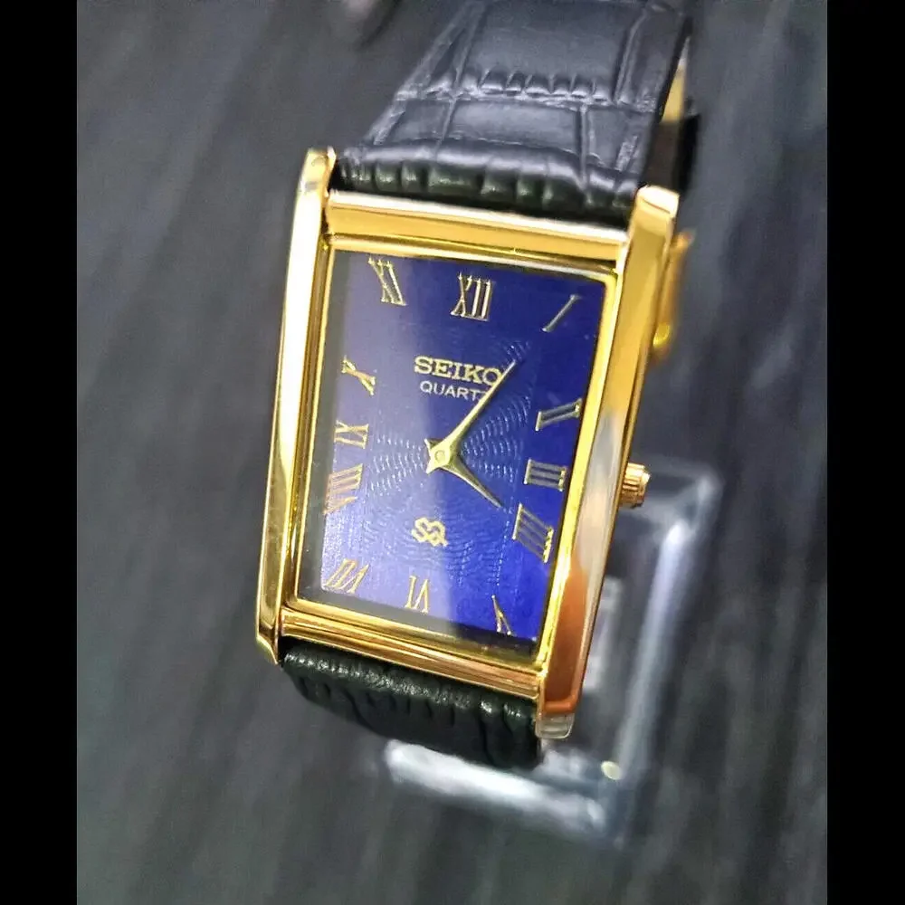 Vintage Tank Men‎ Tank Blue Dial Black Leather Dress Watch New Mvt & Batt 🌟